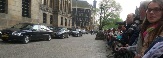 Publiek bij Paleis op de Dam